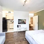 Nuju - Modernes Mit Parkplatz Apartamento *