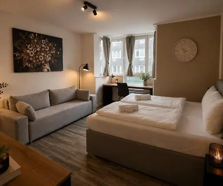 Nuju - Modernes Mit Parkplatz Lejlighed *