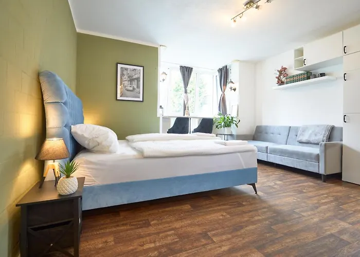 Stilvolles Ruhiges - Parkplatz, Wifi, Tv Em-apartments Deutschland - Nuju Appartement Bielefeld
