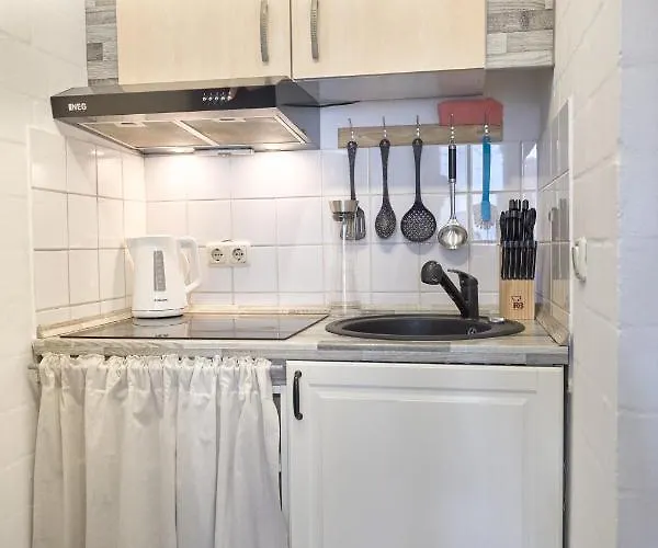 Stilvolles Ruhiges - Parkplatz, Wifi, Tv Em-apartments Deutschland - Nuju Appartement Bielefeld